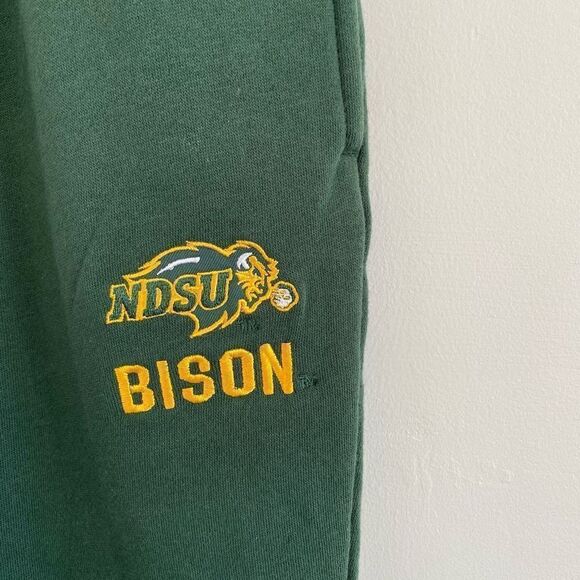 NDSU Bison Sweatpants - Picture 3 of 4